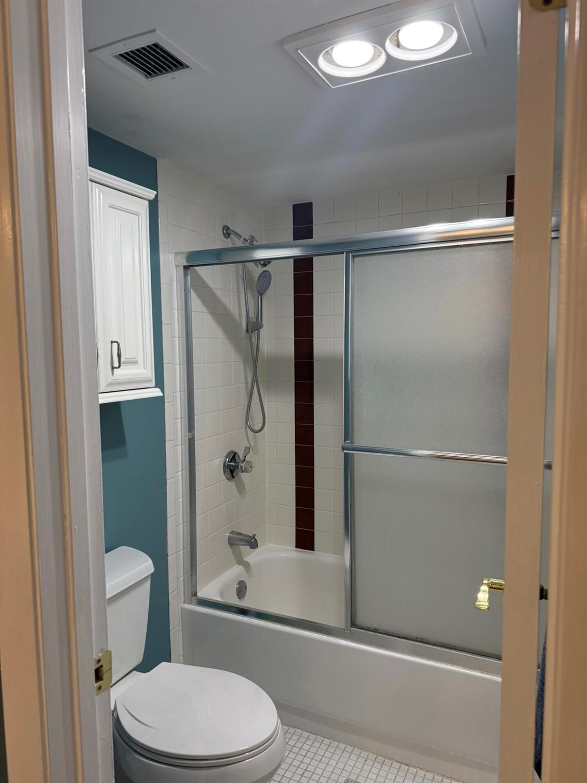 RIVER REACH CONDOMINIUM I - Residential