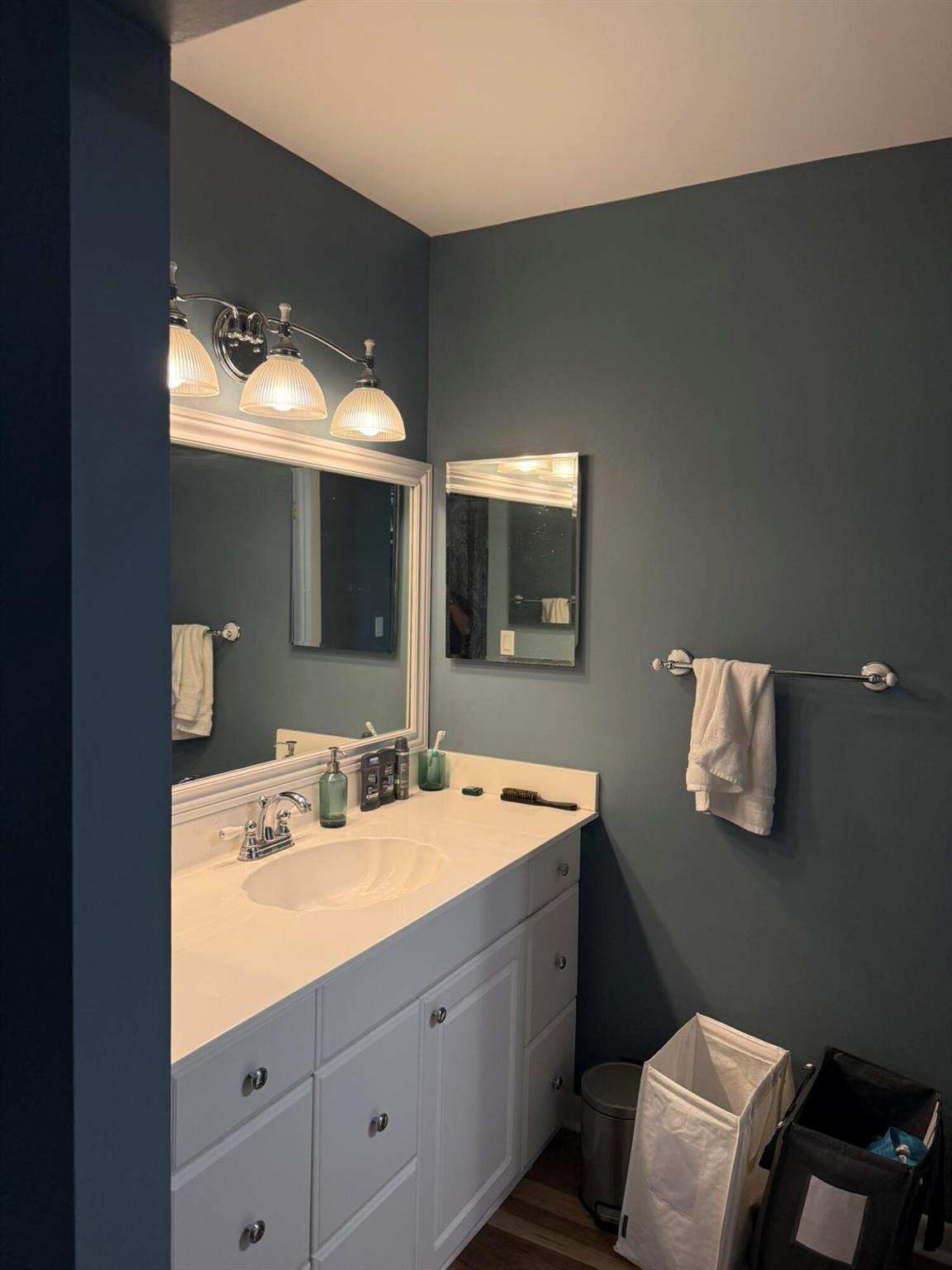RIVER REACH CONDOMINIUM I - Residential