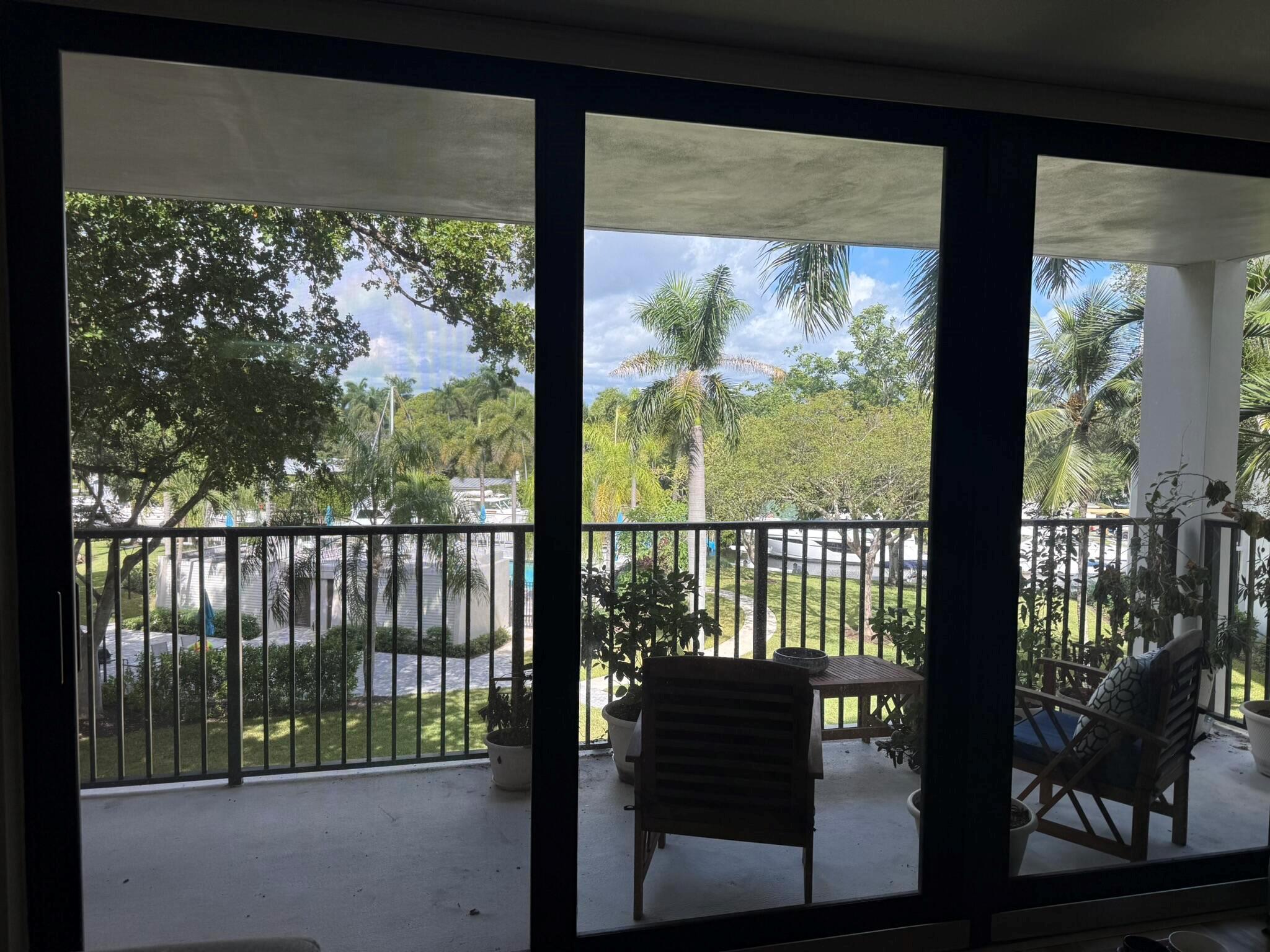 RIVER REACH CONDOMINIUM I - Residential
