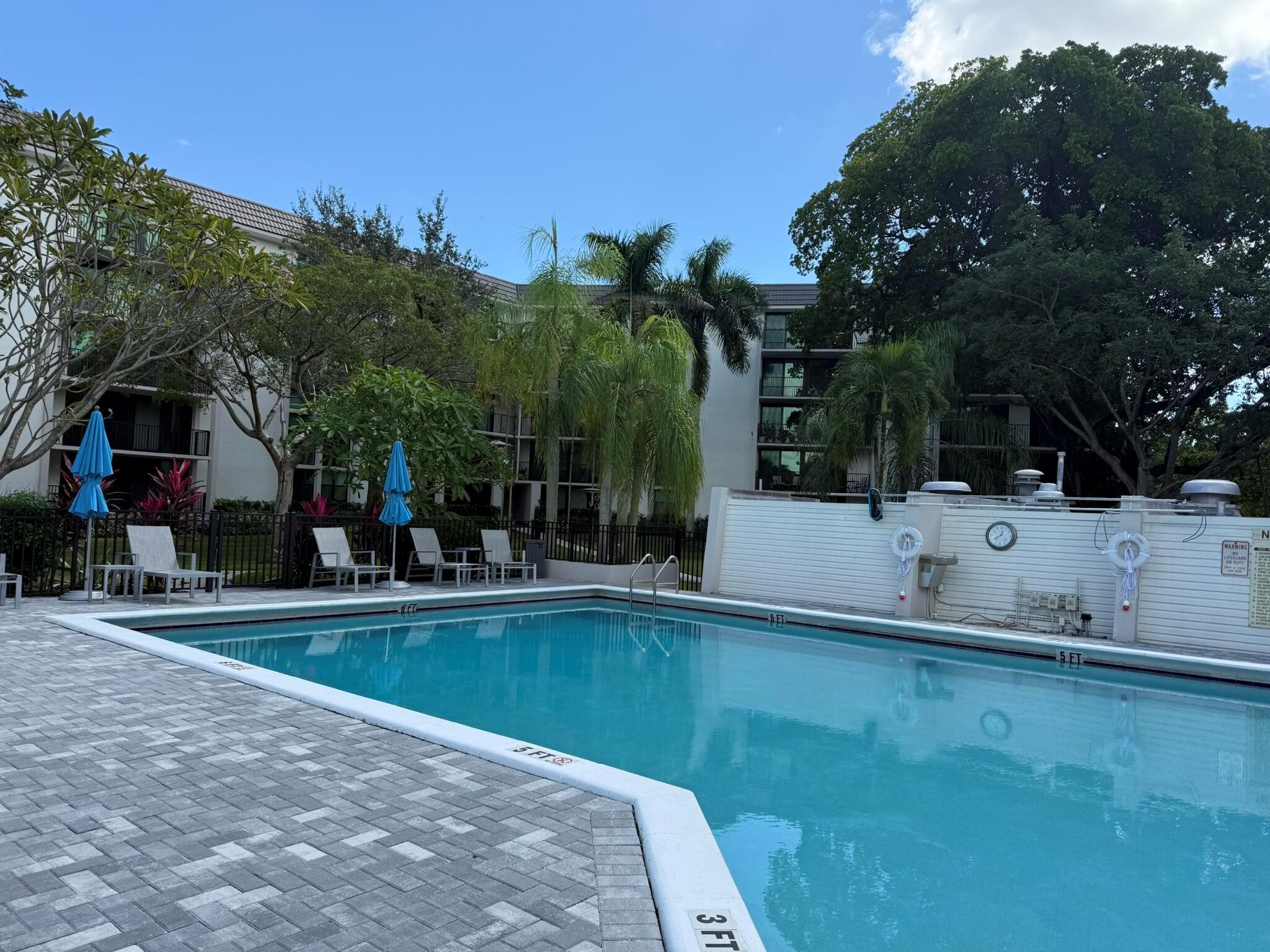 RIVER REACH CONDOMINIUM I - Residential
