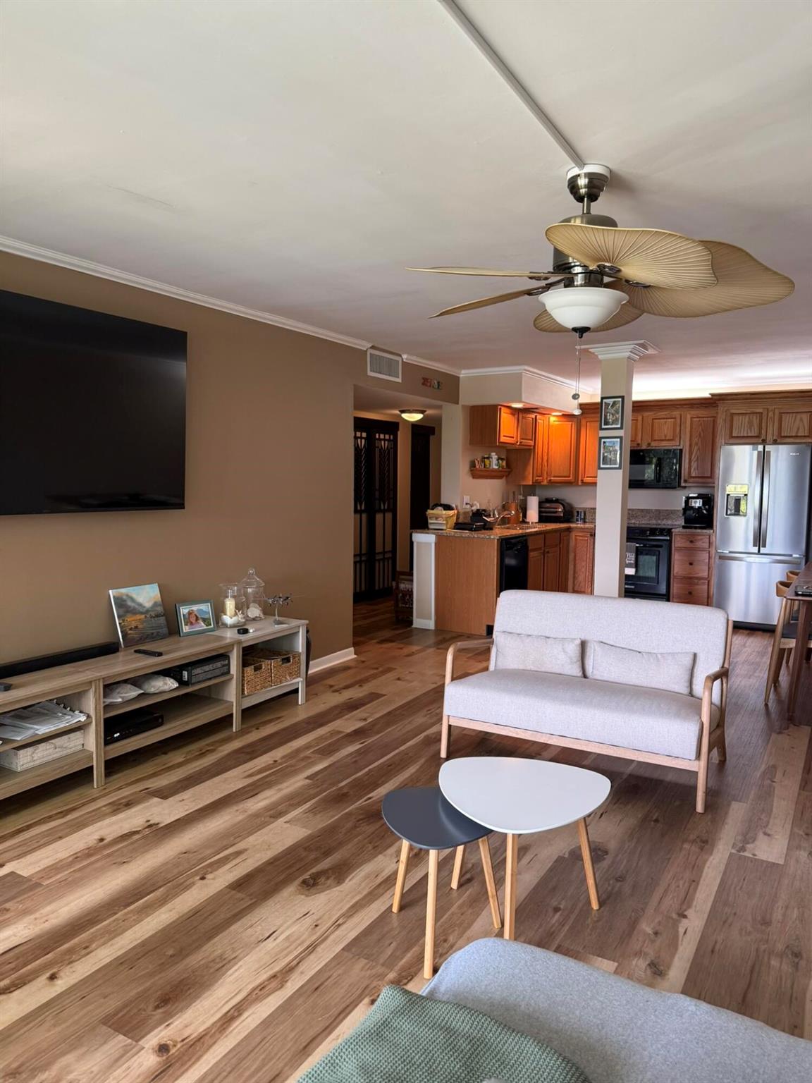 RIVER REACH CONDOMINIUM I - Residential