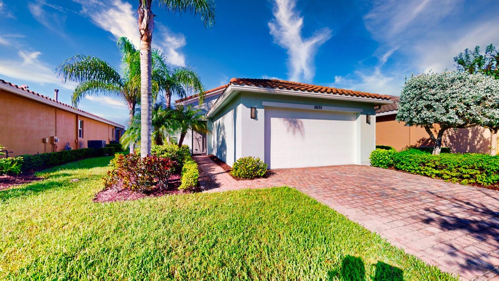 Photo of 10135 SW Fernwood Avenue, Port Saint Lucie, FL 34987 (MLS # R11028408)