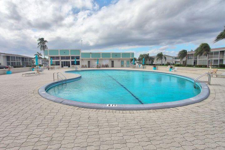STERLING VILLAGE 680 CONDO - Residential