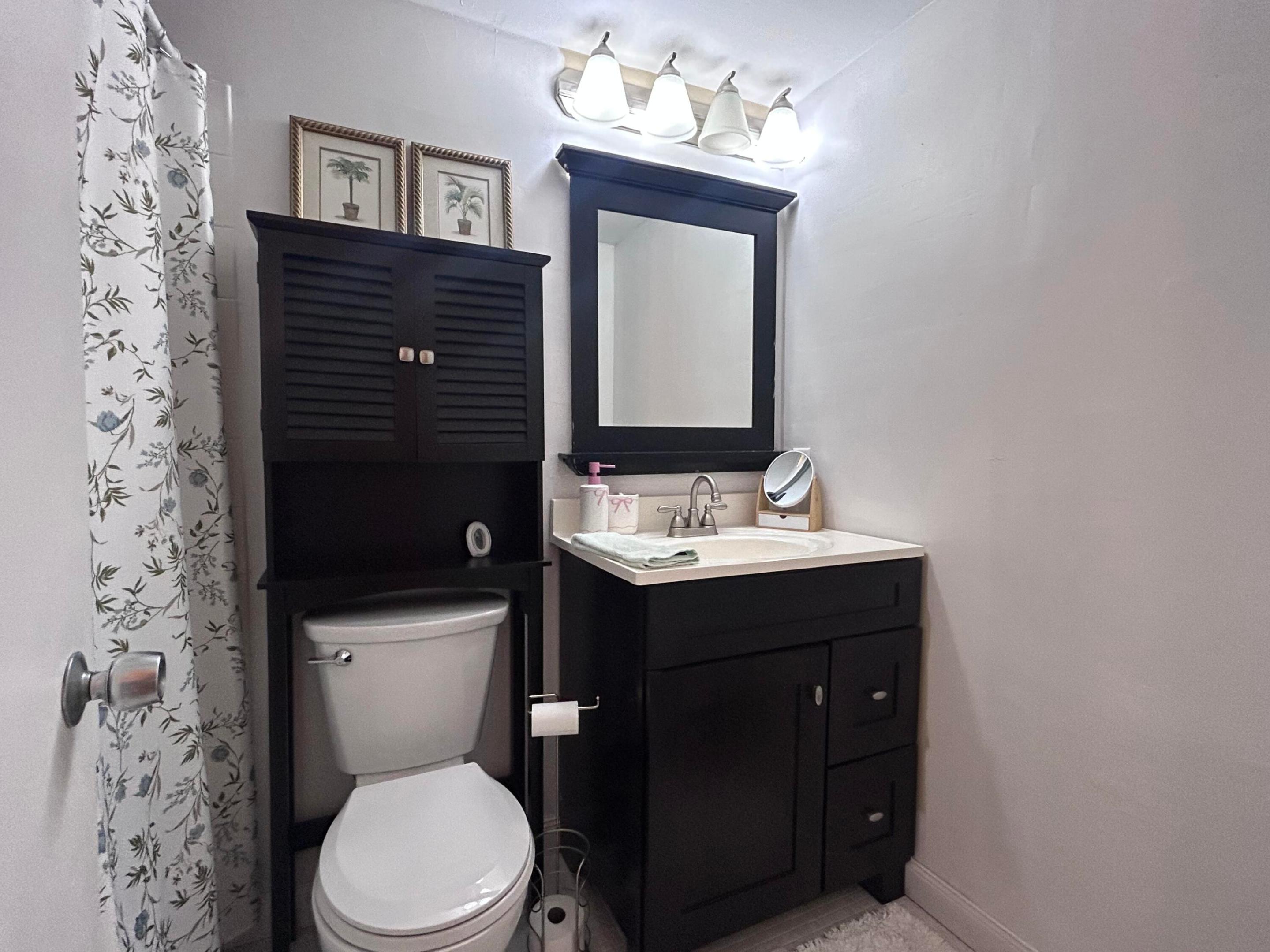 STERLING VILLAGE 680 CONDO - Residential