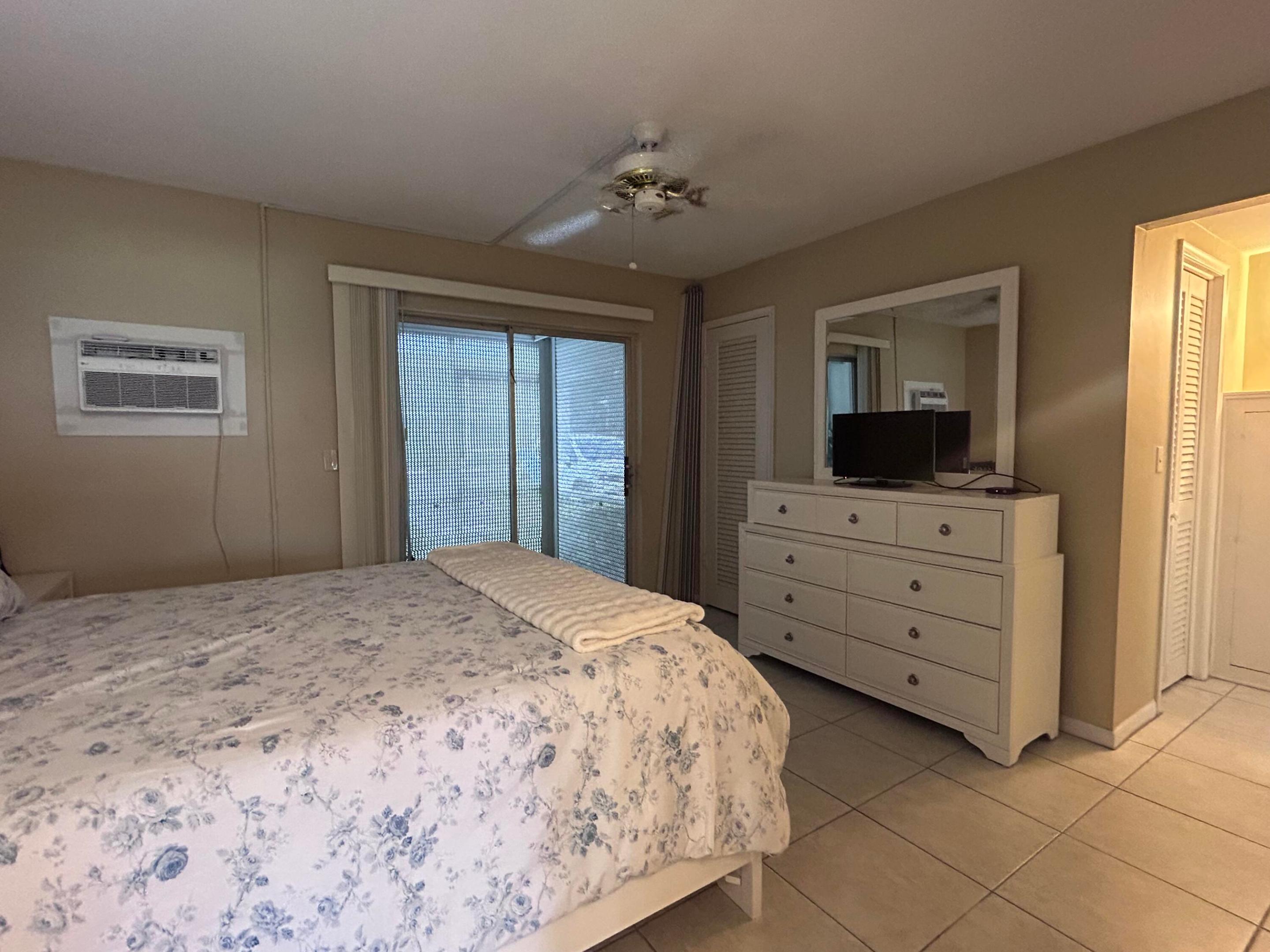 STERLING VILLAGE 680 CONDO - Residential