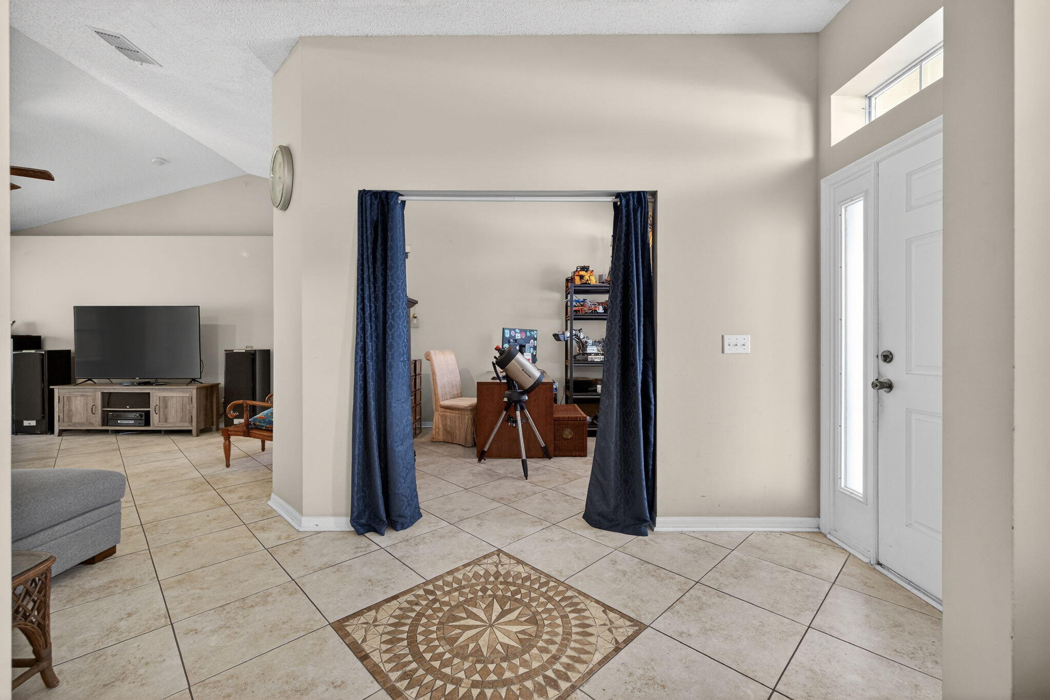 PORT ST LUCIE SECTION 33 - Residential