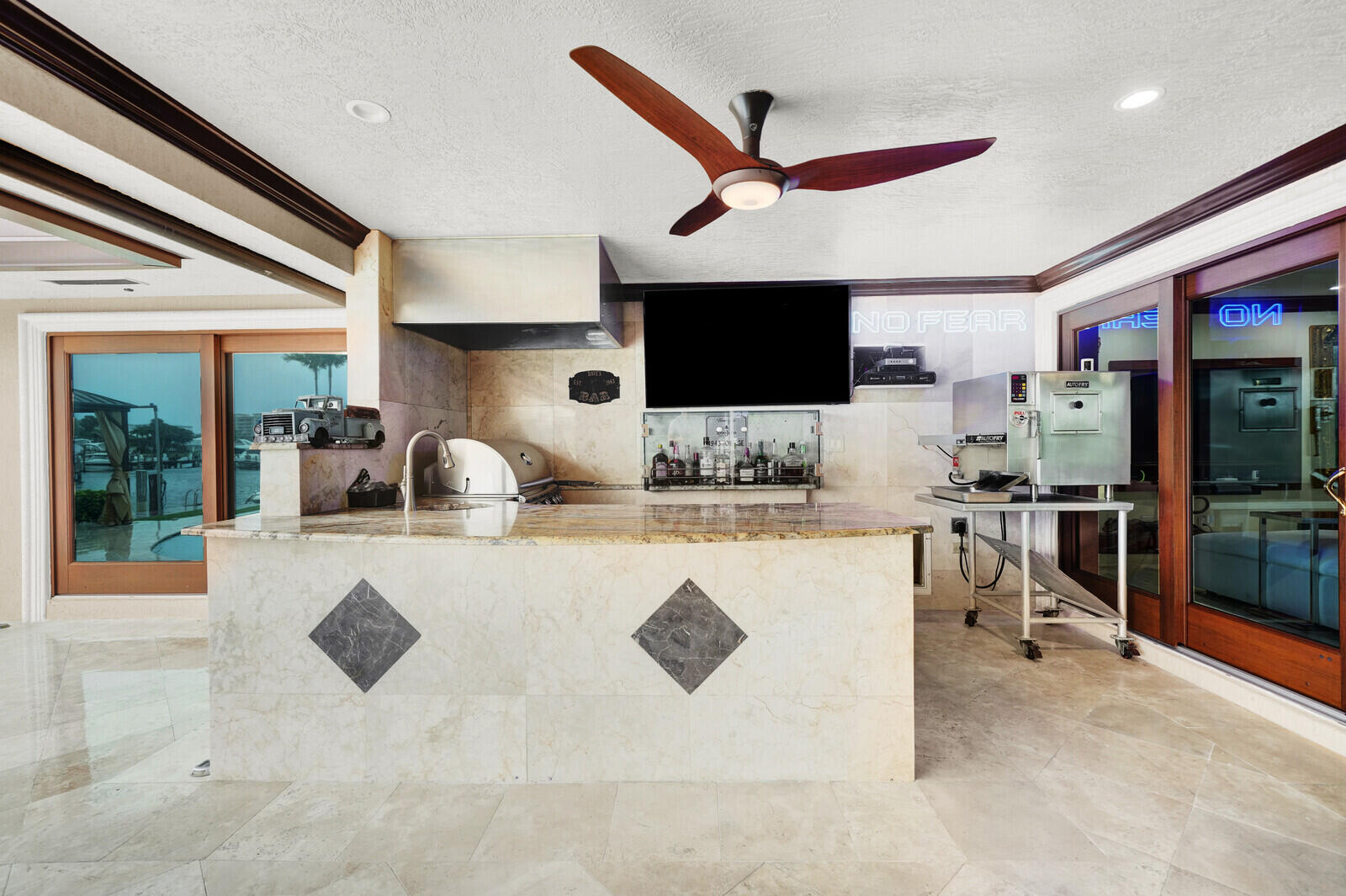 VENETIAN ISLES 3RD SEC - Residential