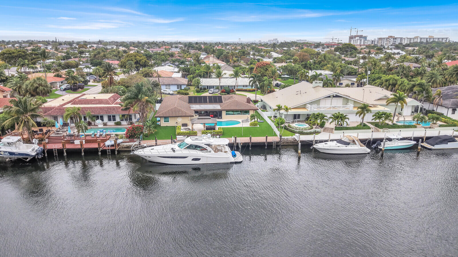 VENETIAN ISLES 3RD SEC - Residential