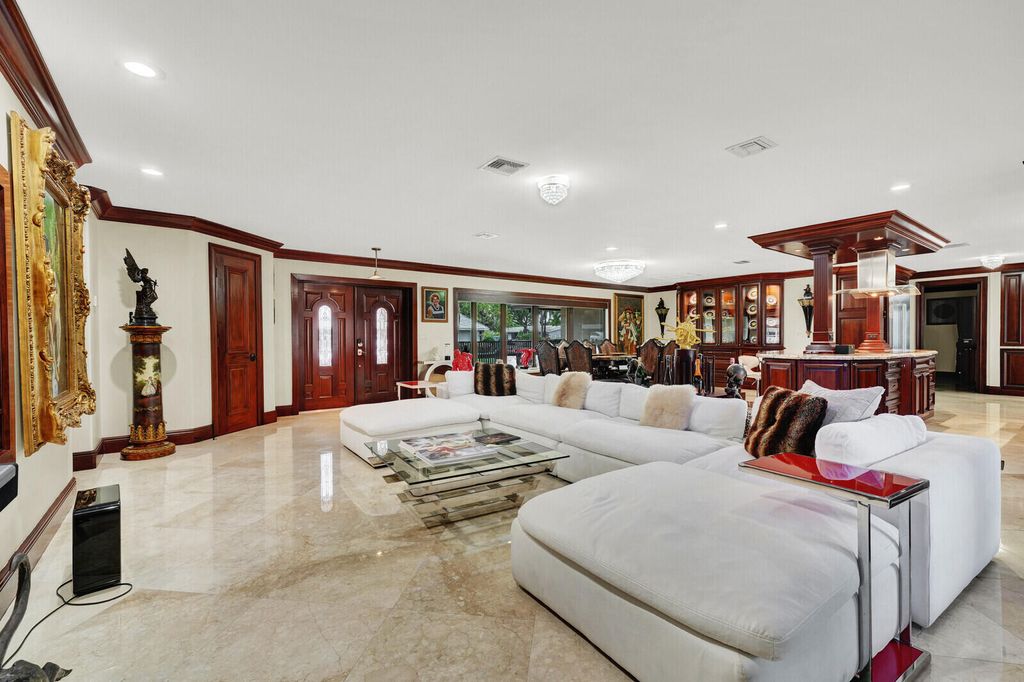 Photo of 2810 NE 44th Street, Lighthouse Point, FL 33064 (MLS # B26003259)