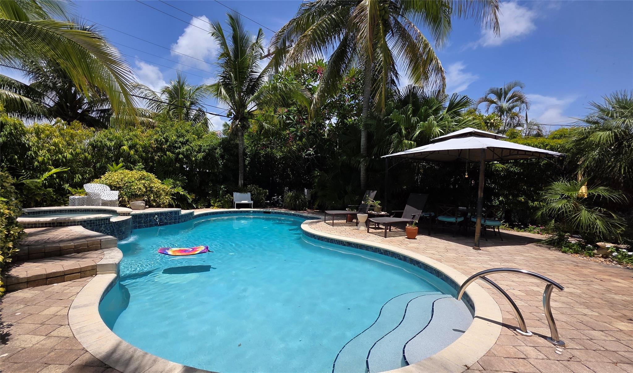 Poinsettia Heights - Residential