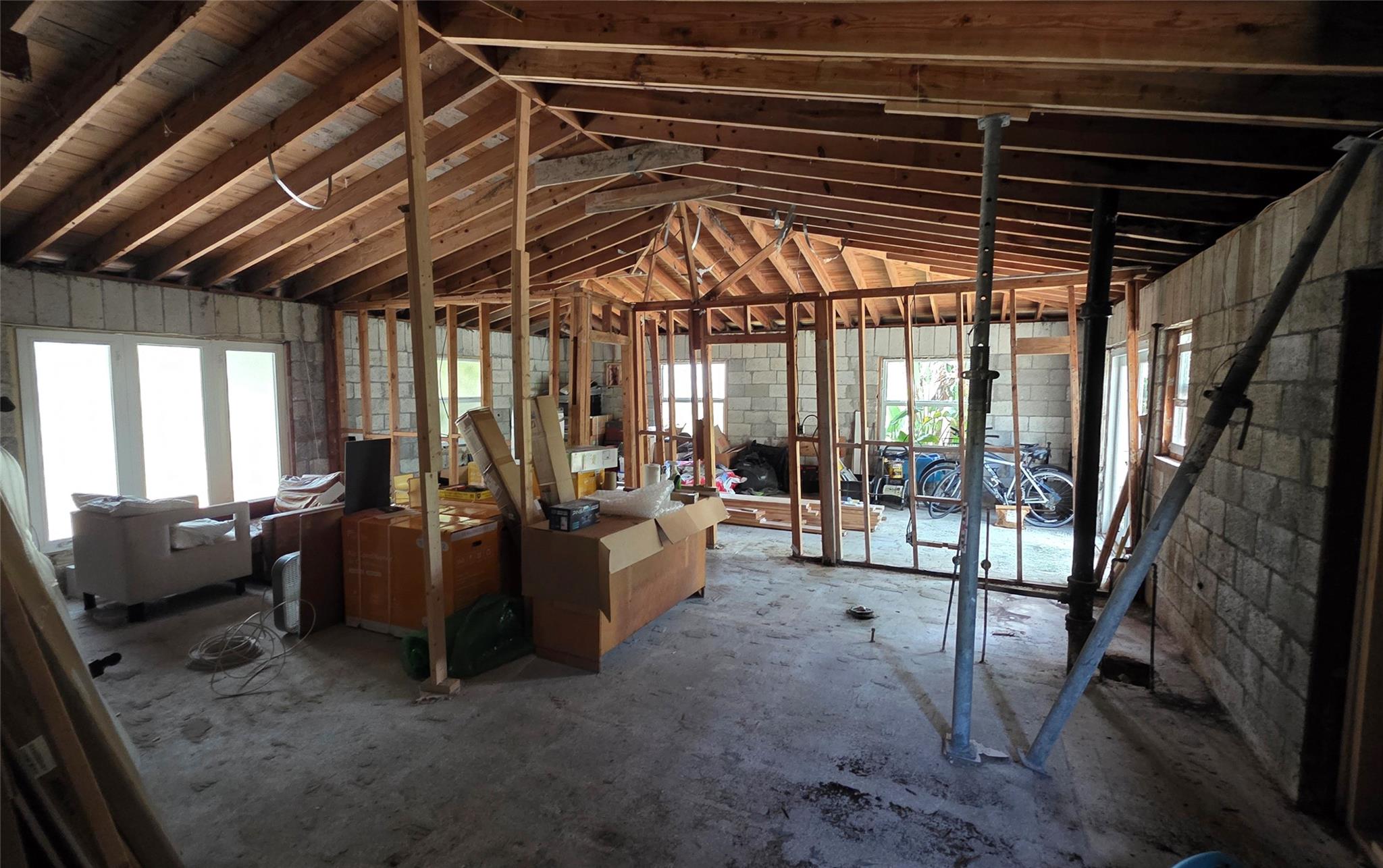 Poinsettia Heights - Residential