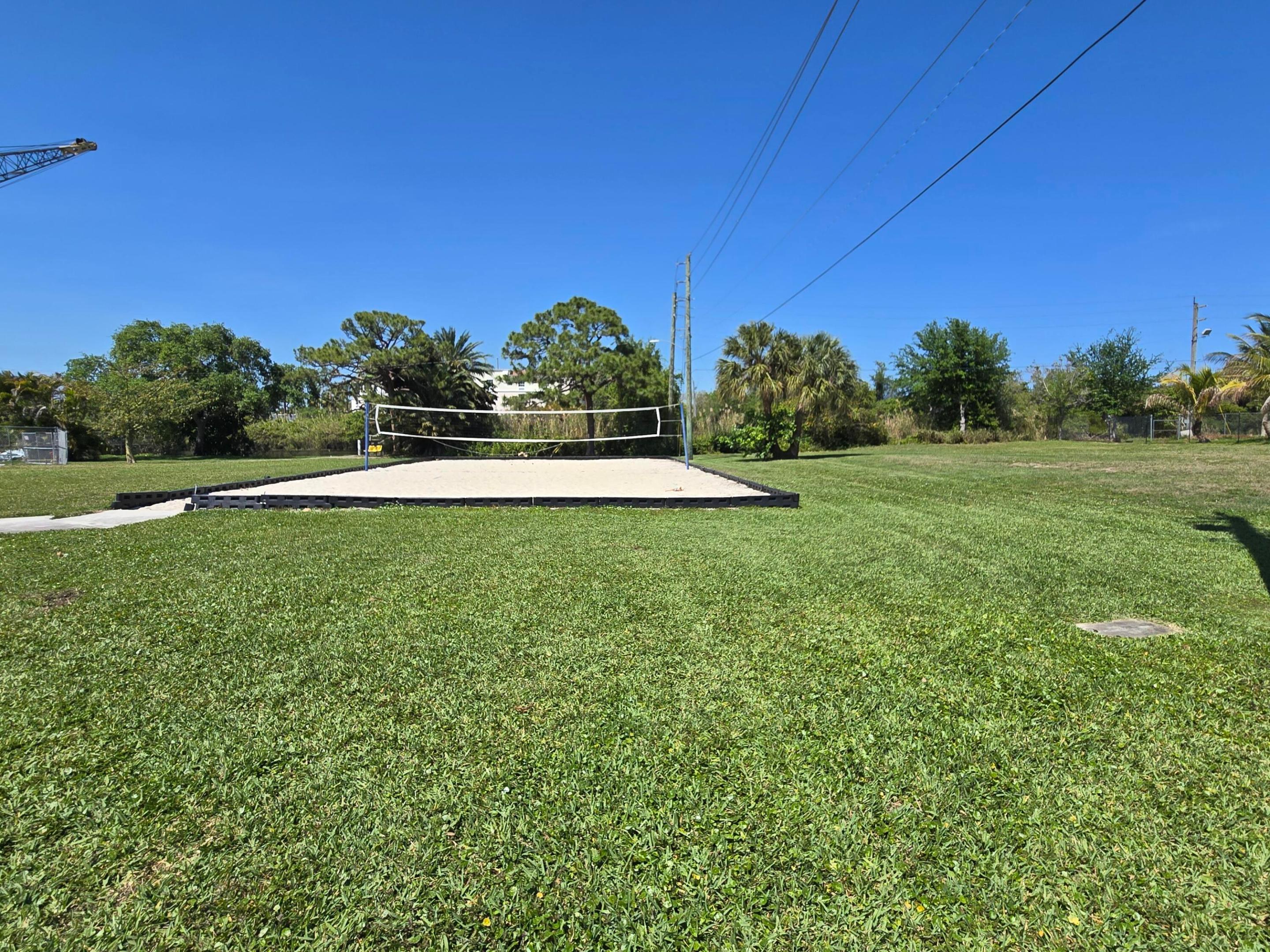 LAUREL HILLS 5TH ADD - Residential