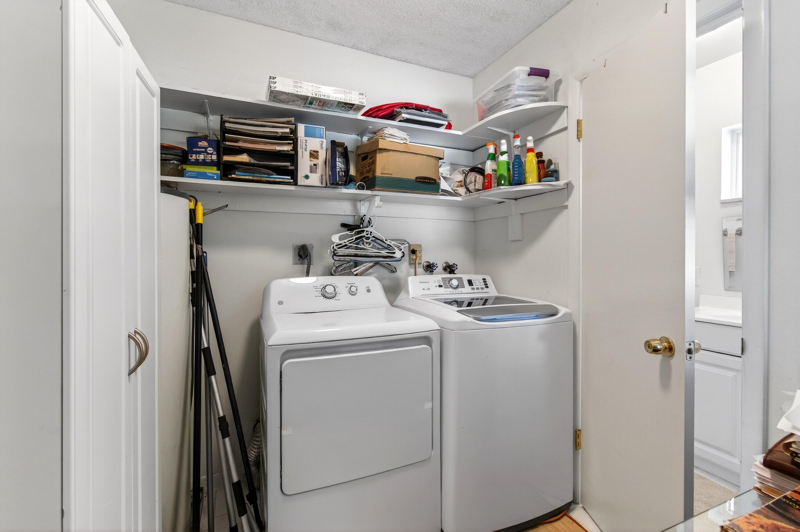 LAUREL HILLS 5TH ADD - Residential