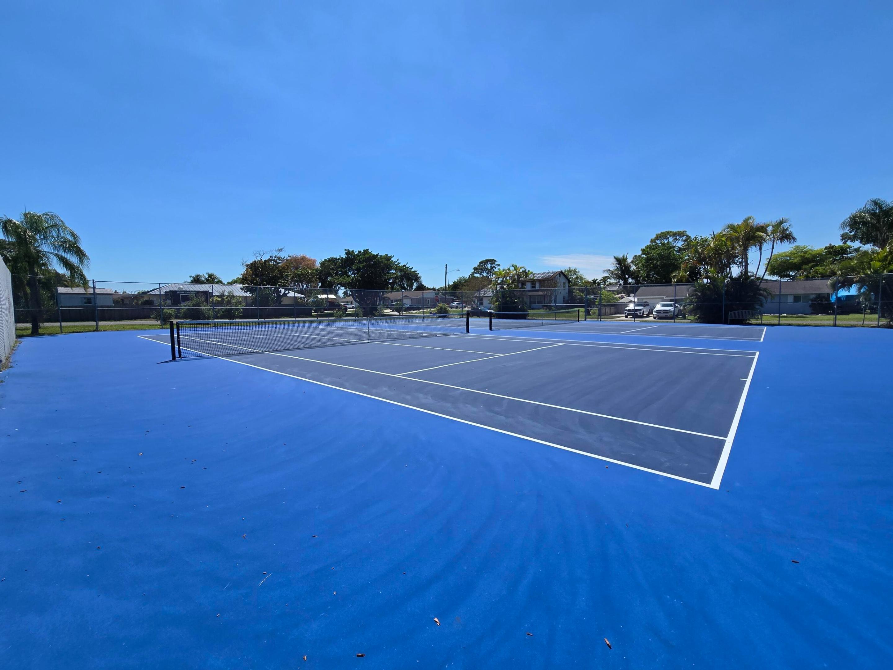 LAUREL HILLS 5TH ADD - Residential