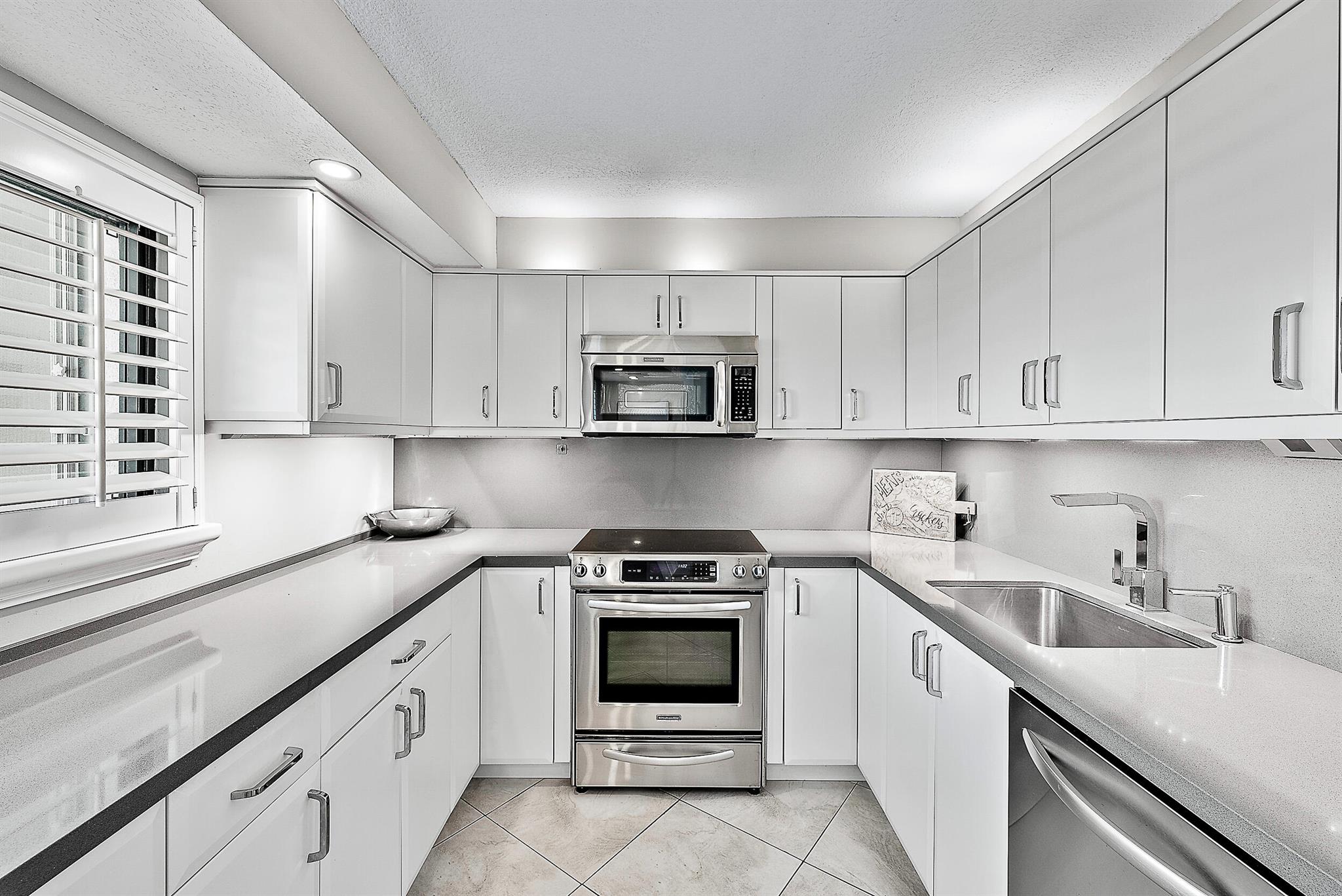 Ocean Trail - Residential