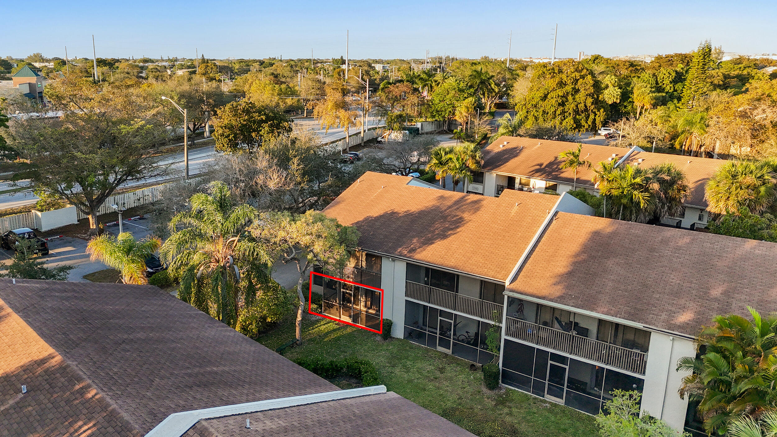 VILLAS AT MEADOW LAKES CONDO - Residential