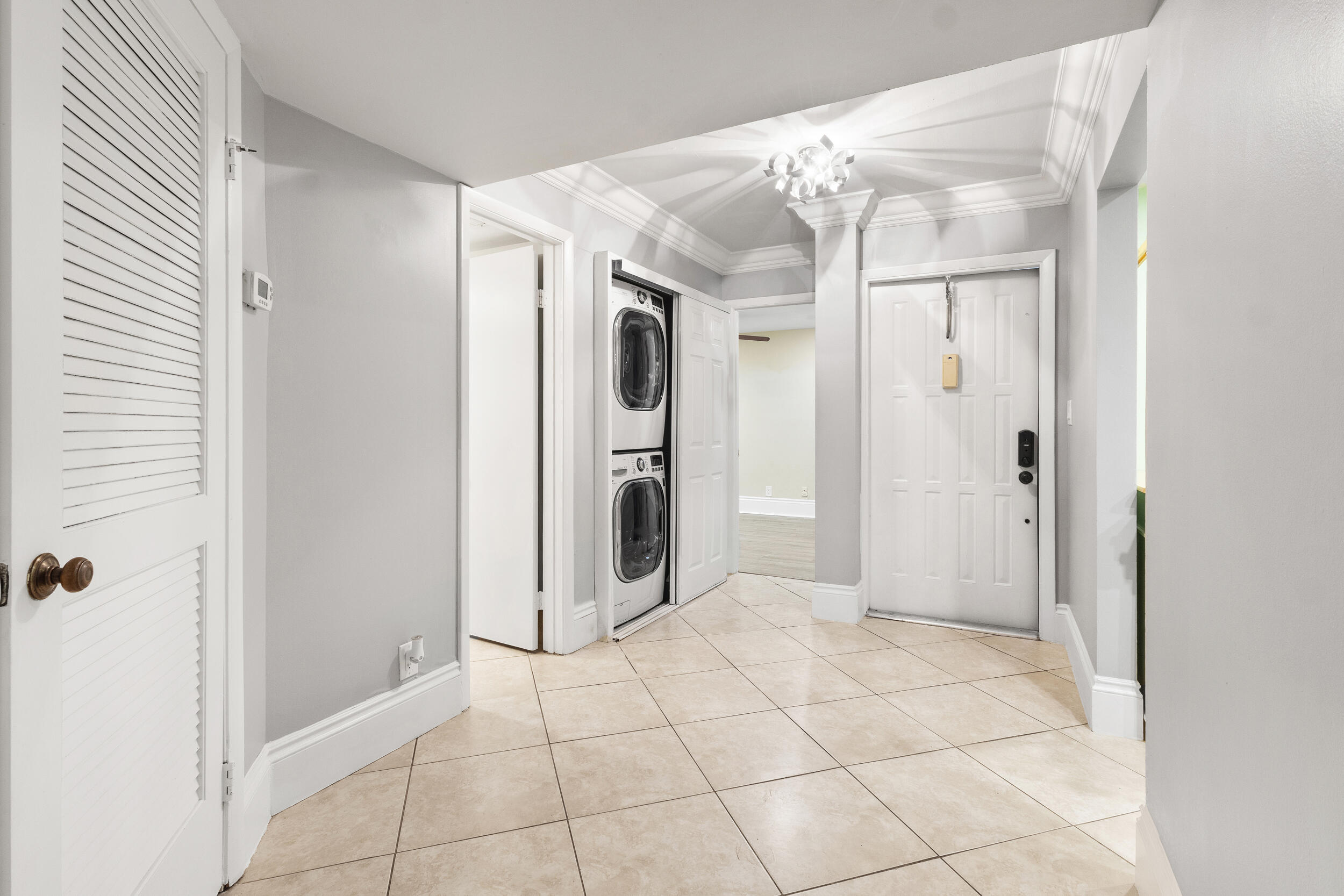 VILLAS AT MEADOW LAKES CONDO - Residential