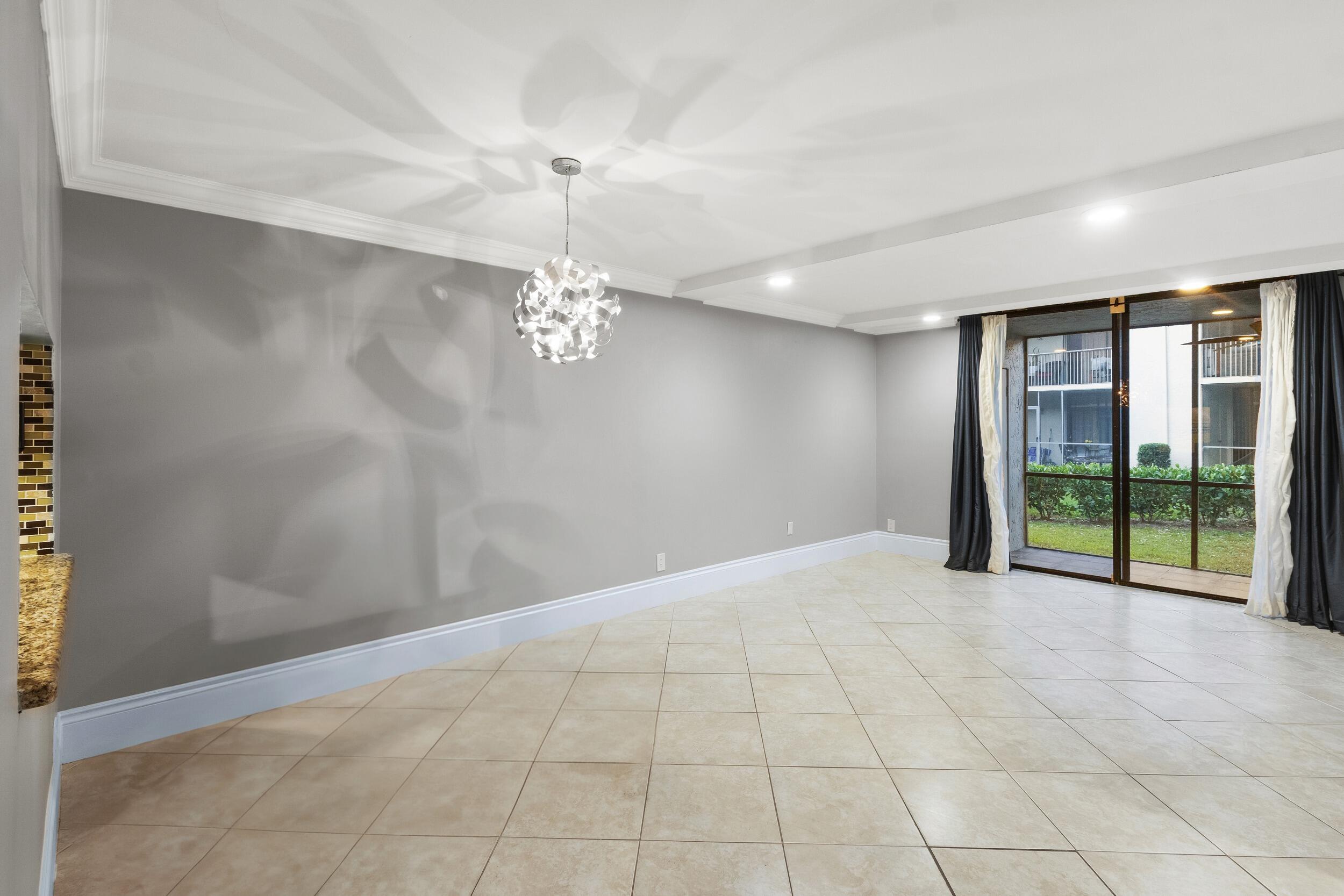 VILLAS AT MEADOW LAKES CONDO - Residential