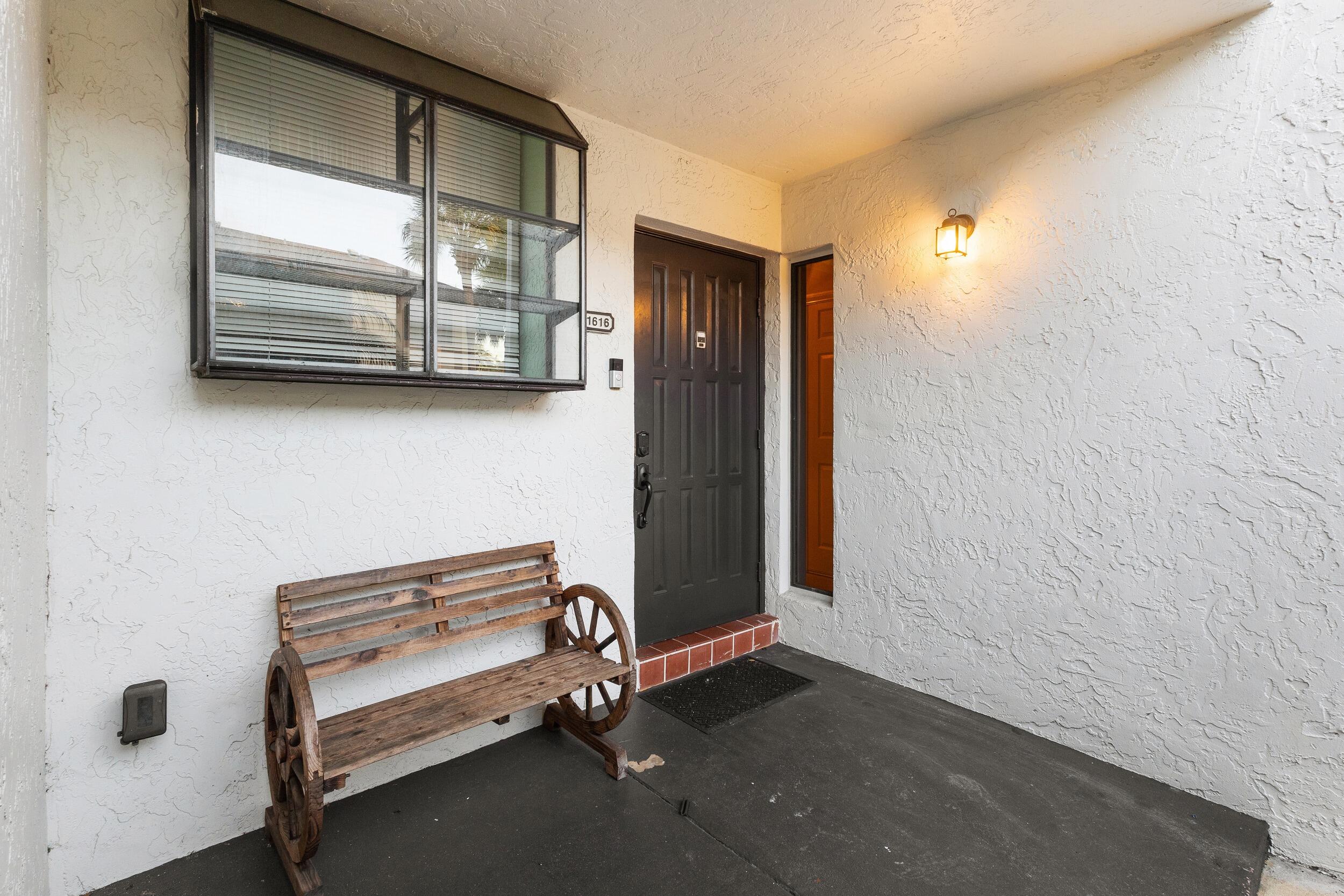 VILLAS AT MEADOW LAKES CONDO - Residential