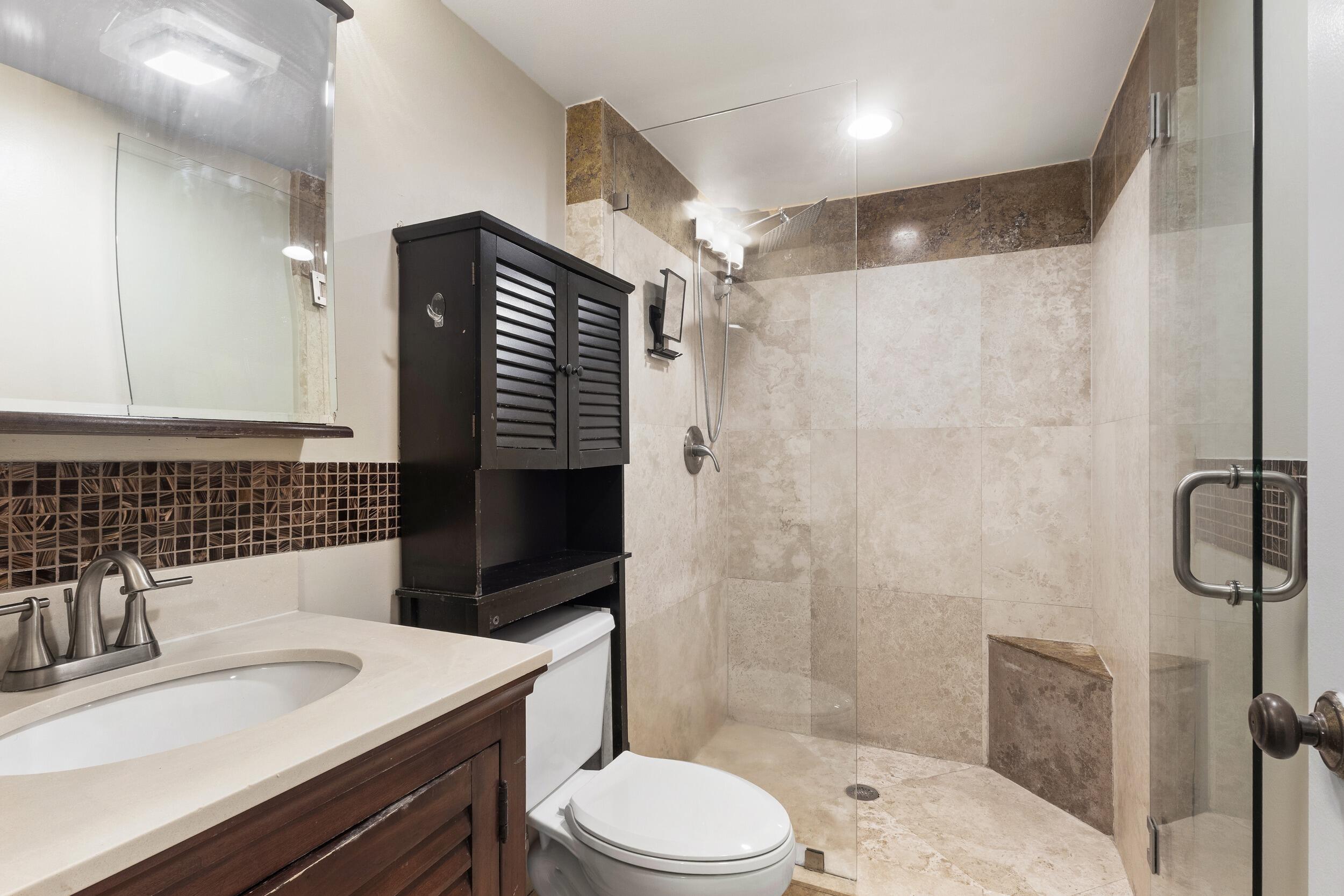 VILLAS AT MEADOW LAKES CONDO - Residential