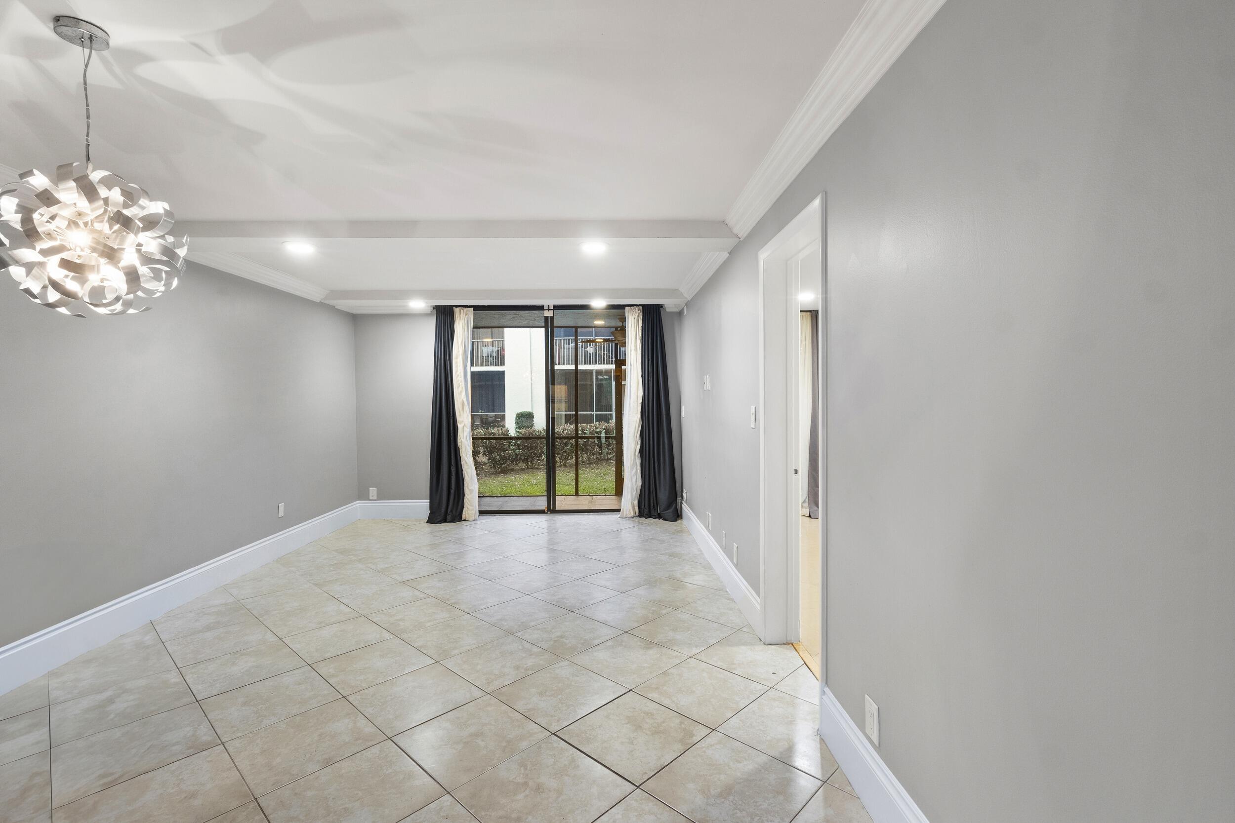 VILLAS AT MEADOW LAKES CONDO - Residential