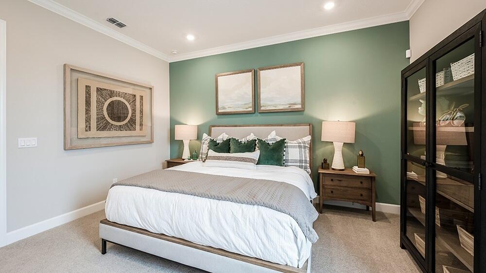 ASTOR CREEK - Residential