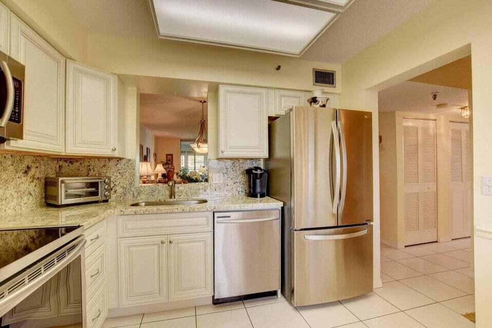 14527 Bonaire Boulevard 510