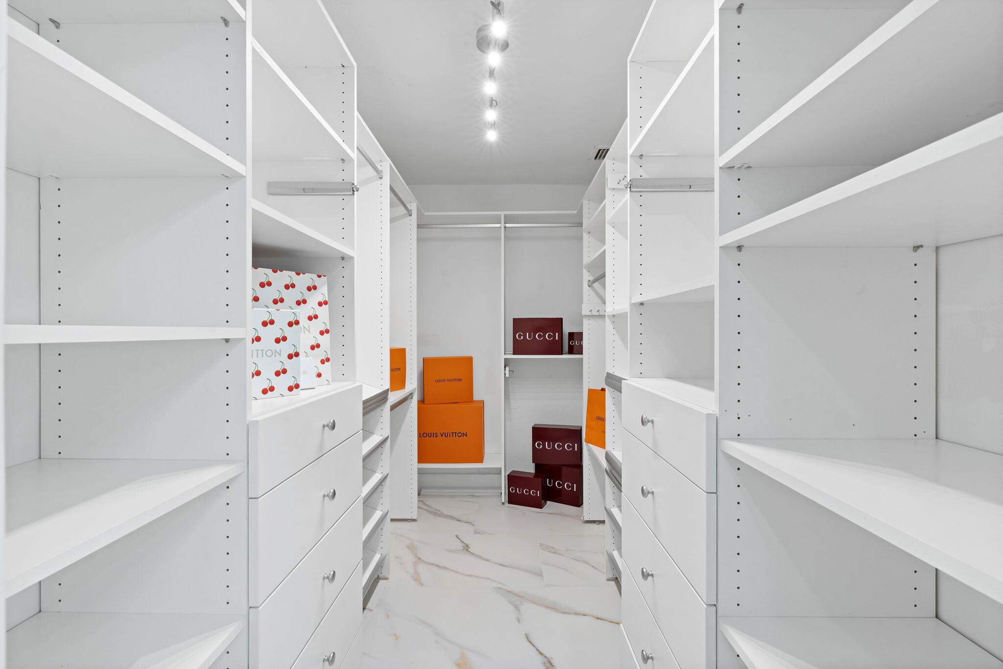 CYPRESS ESTATES - Residential