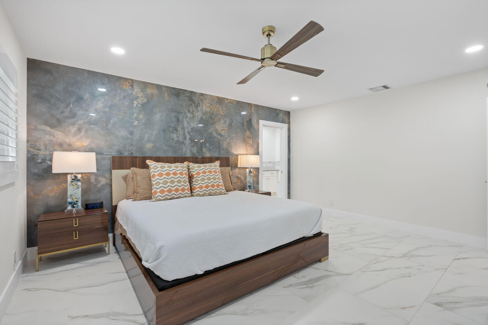 CYPRESS ESTATES - Residential