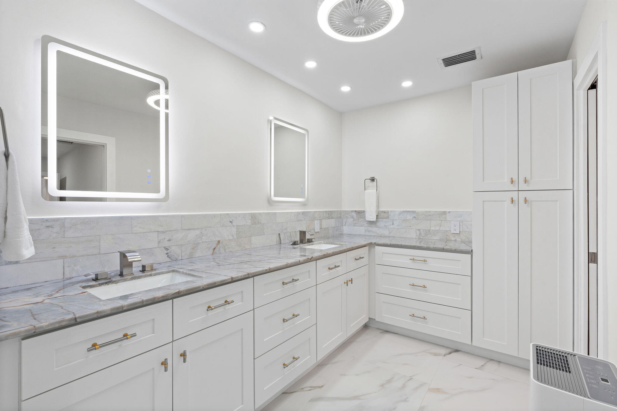 CYPRESS ESTATES - Residential