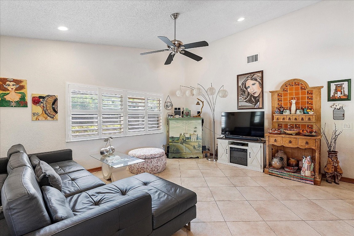 Hidden Hammocks Estates 1 - Residential