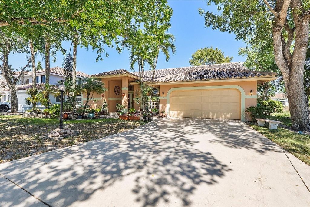 Photo of 4636 Rothschild Drive, Coral Springs, FL 33067 (MLS # F10493201)