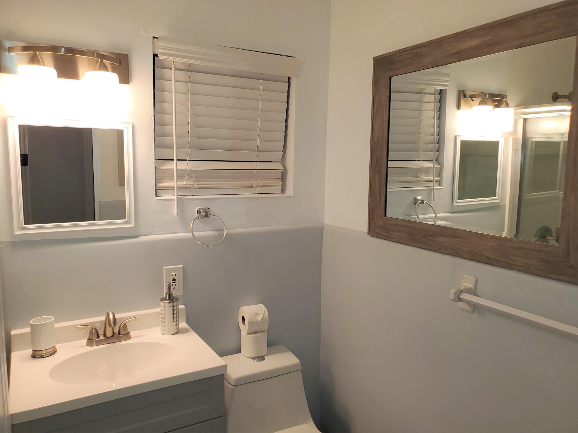 413 SE 23RD Street