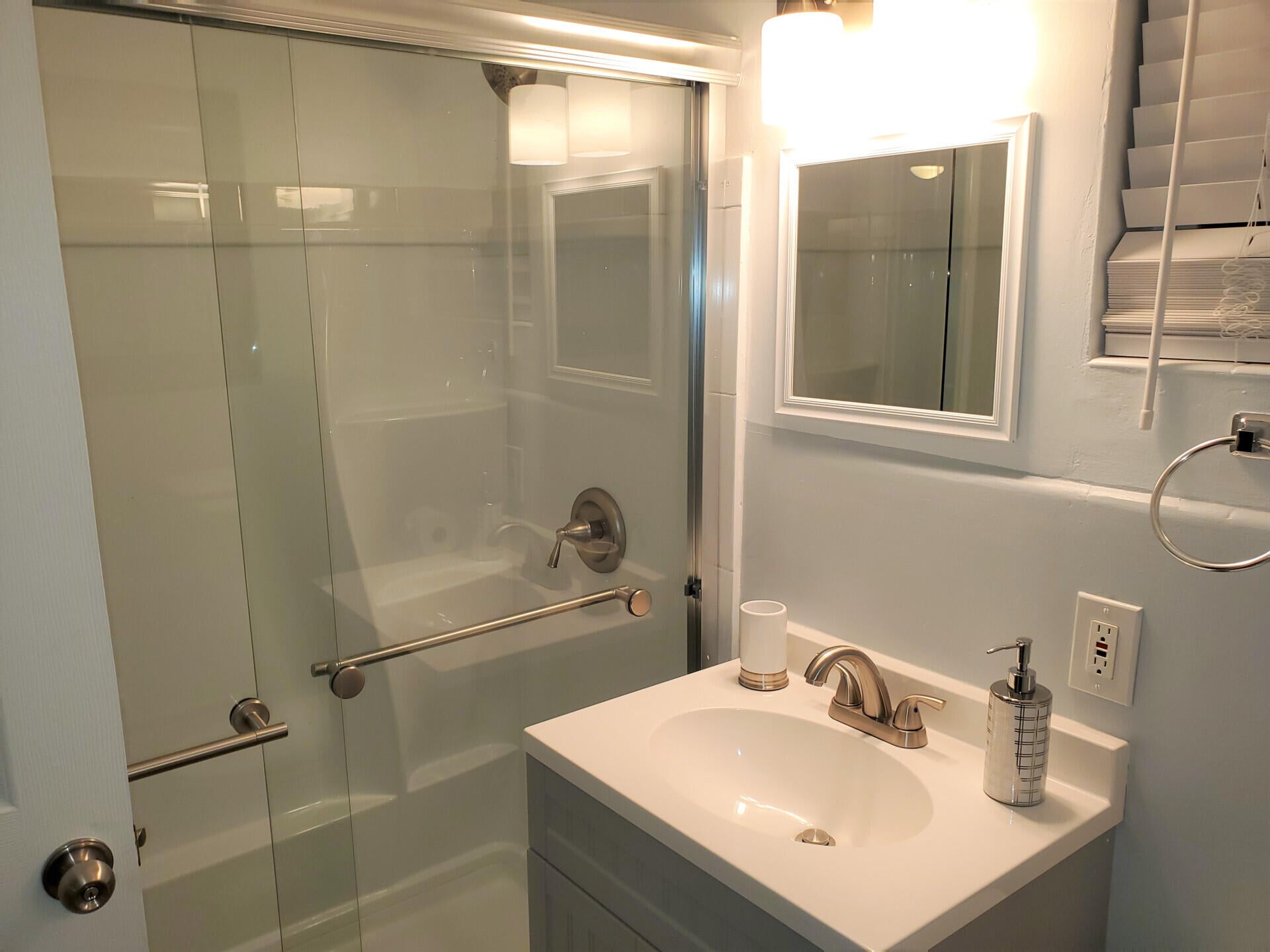 413 SE 23RD Street
