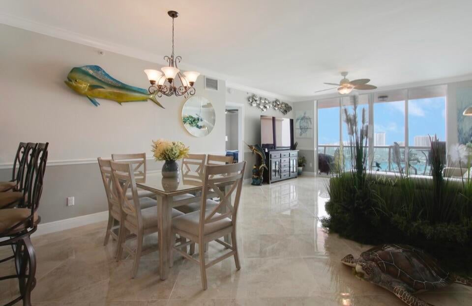 2640 LAKE SHORE Drive 2311