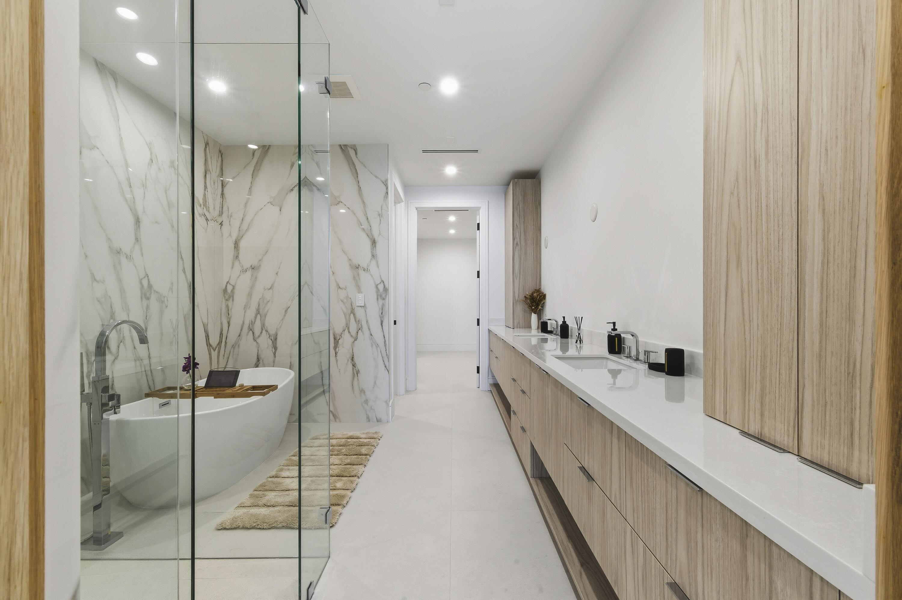 PALM BEACH SHORES - Residential