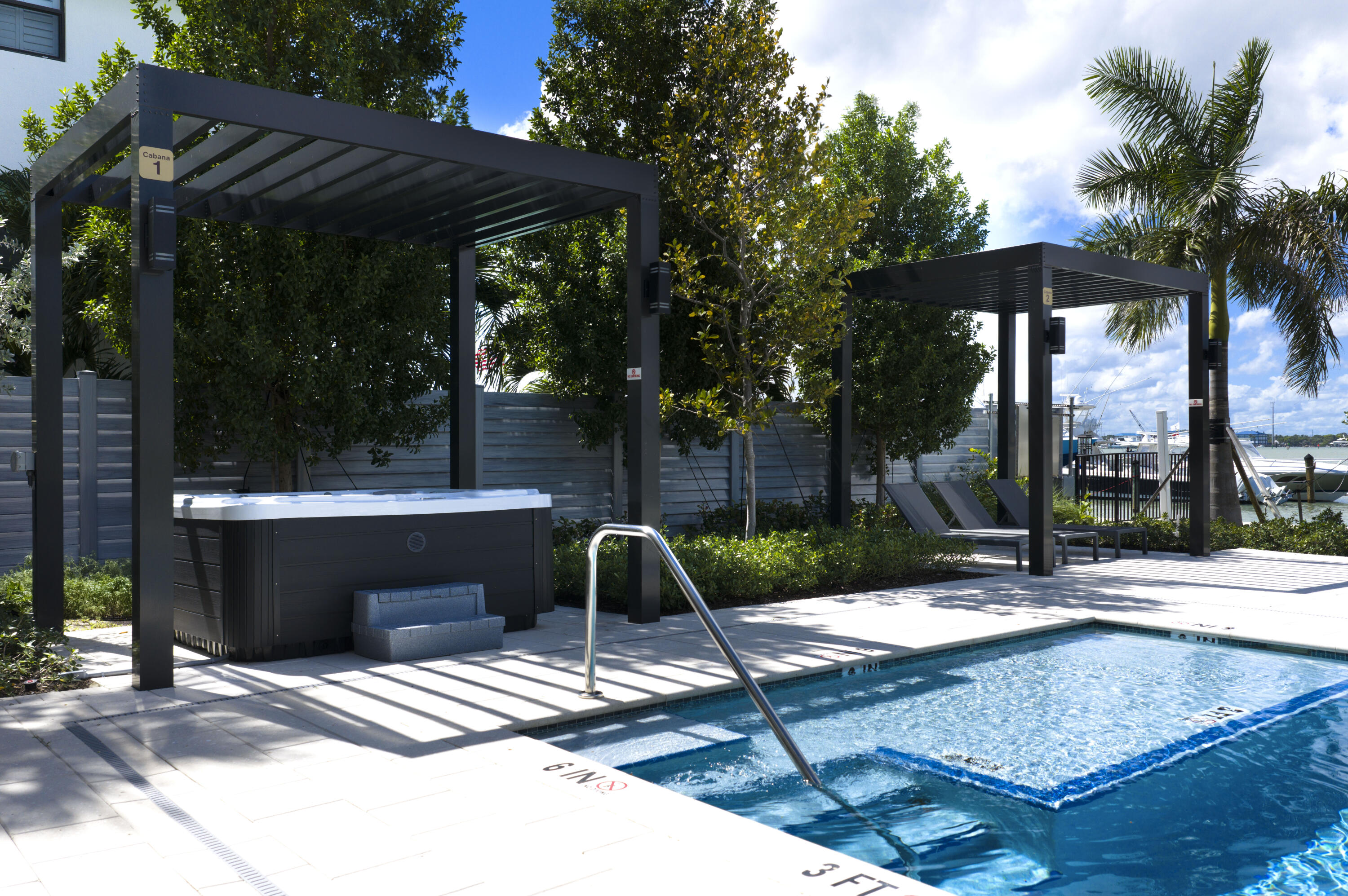 PALM BEACH SHORES - Residential