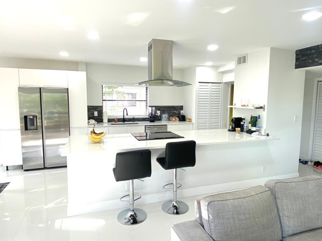 Falls Of Inverrary - Residential