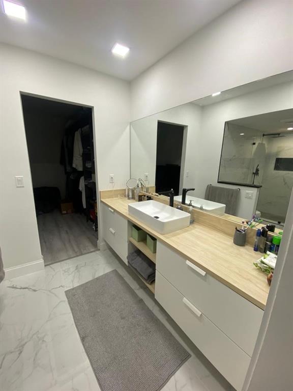 Falls Of Inverrary - Residential