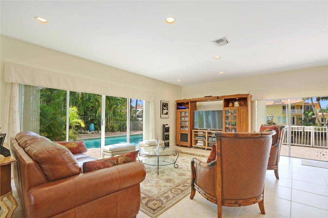 Coral Key Villas 1st Sec - Residential