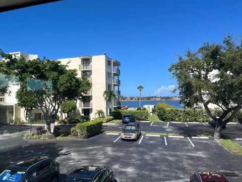 1204 S Lake Drive 12 Lantana FL 33462