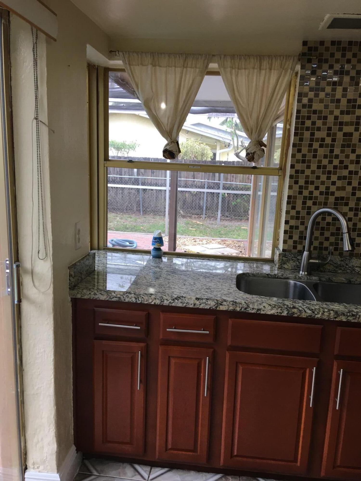 MIRAMAR ISLES SEC 3 - Residential Lease