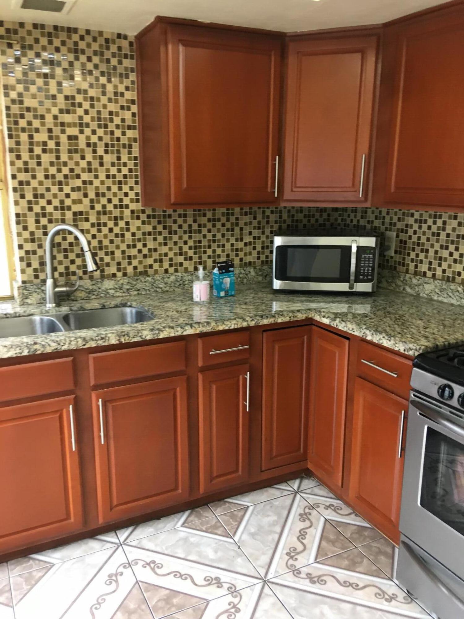 MIRAMAR ISLES SEC 3 - Residential Lease