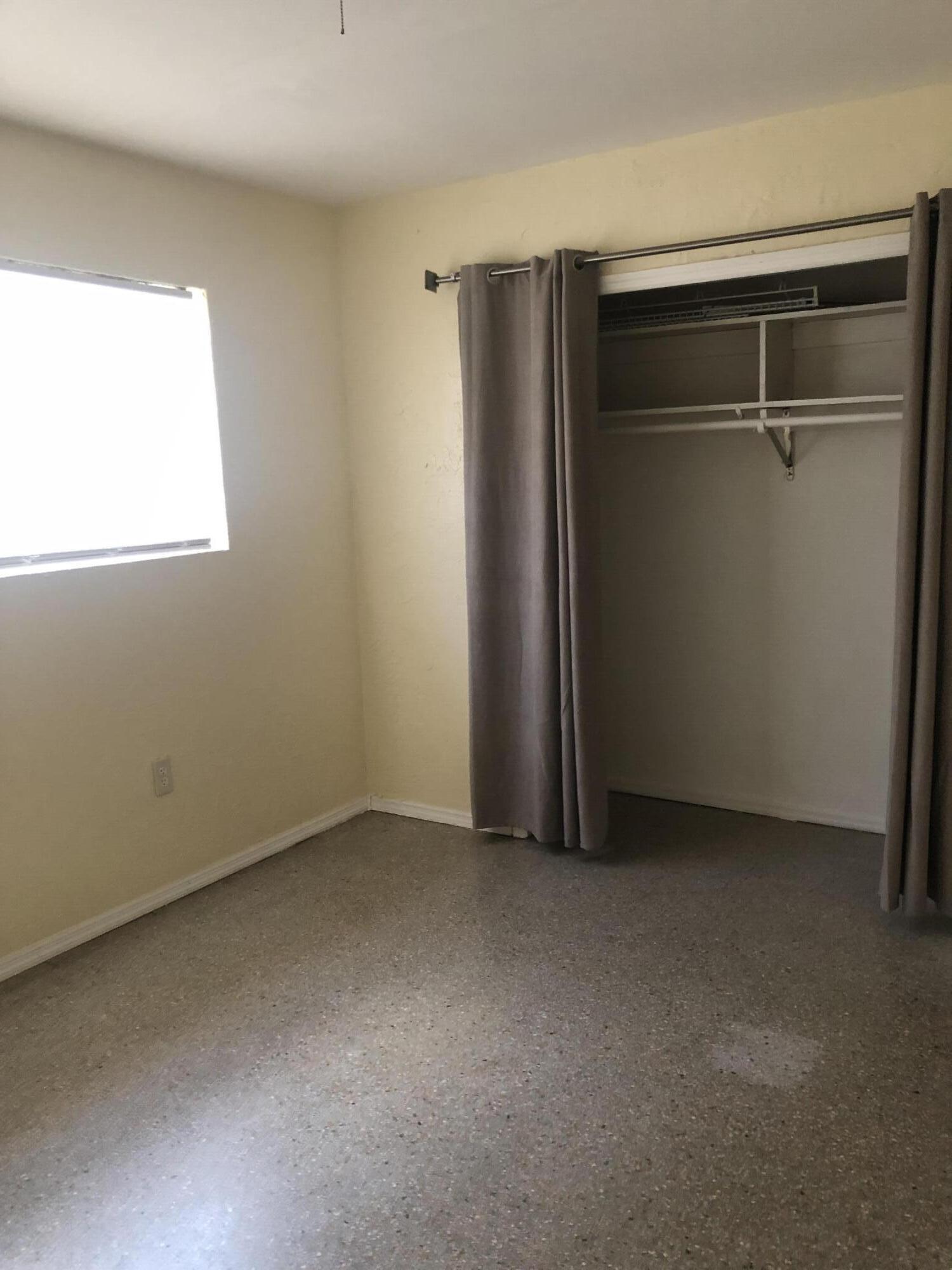 MIRAMAR ISLES SEC 3 - Residential Lease