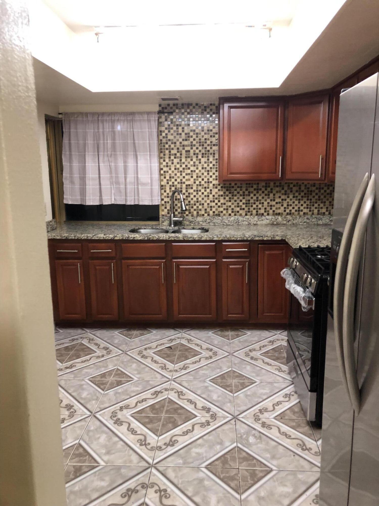 MIRAMAR ISLES SEC 3 - Residential Lease