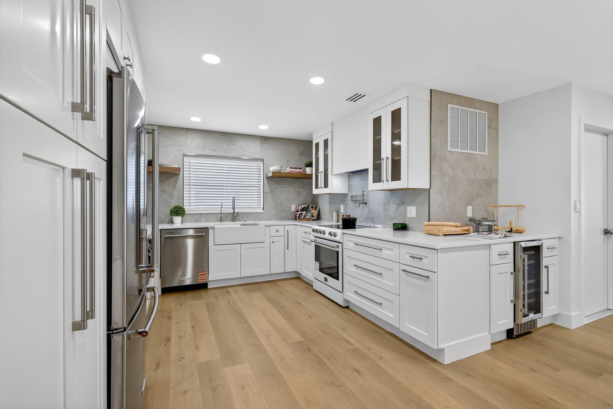 PALM BEACH LEISUREVILLE S - Residential