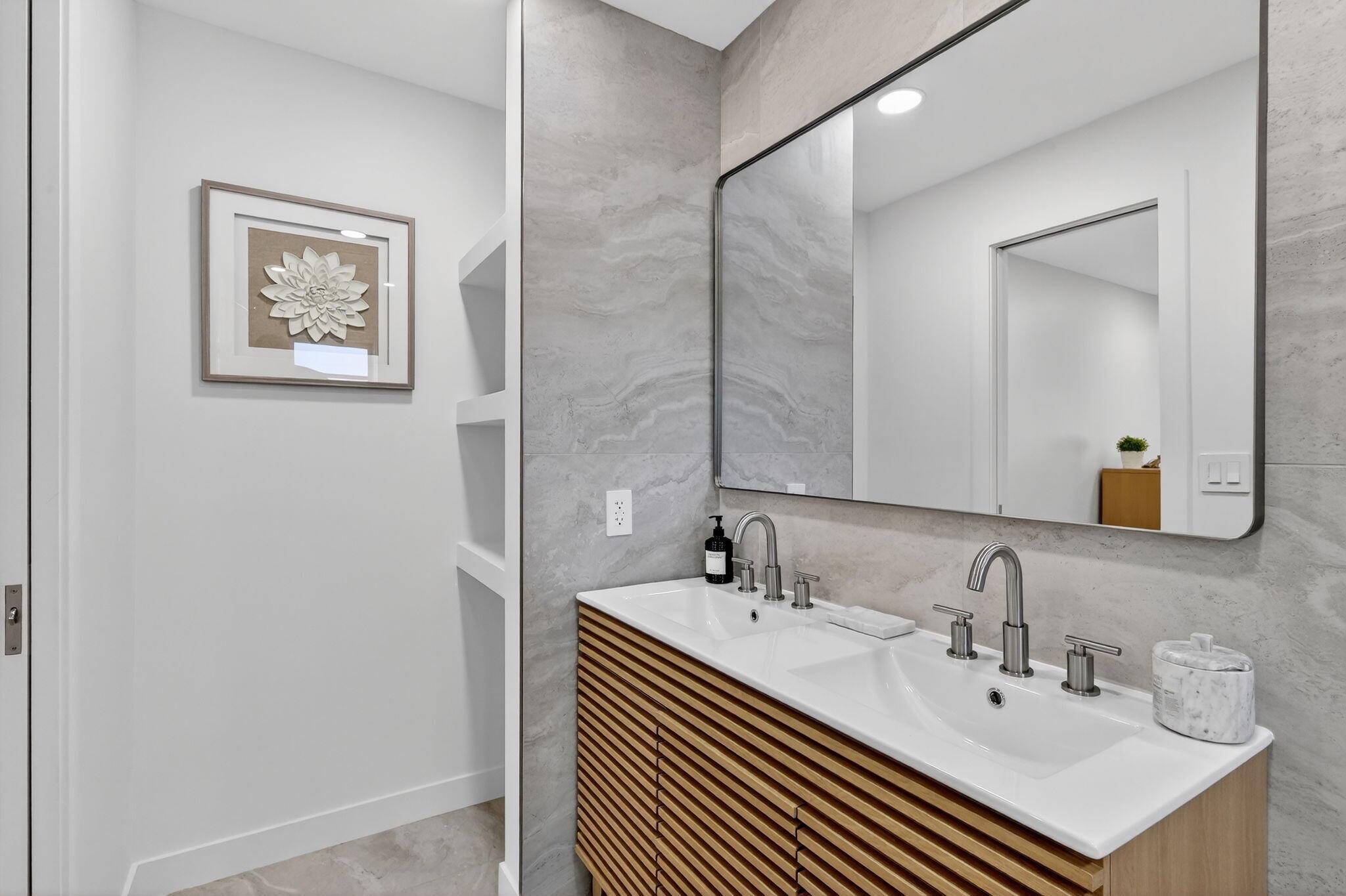 PALM BEACH LEISUREVILLE S - Residential