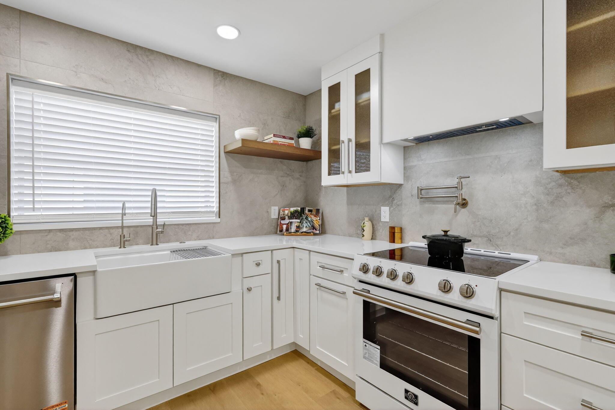 PALM BEACH LEISUREVILLE S - Residential