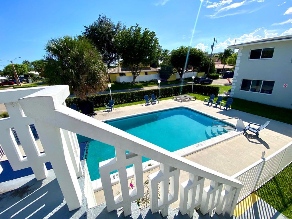 Photo of 4901 NE 26th Avenue #6, Fort Lauderdale, FL 33308 (MLS # R11025986)