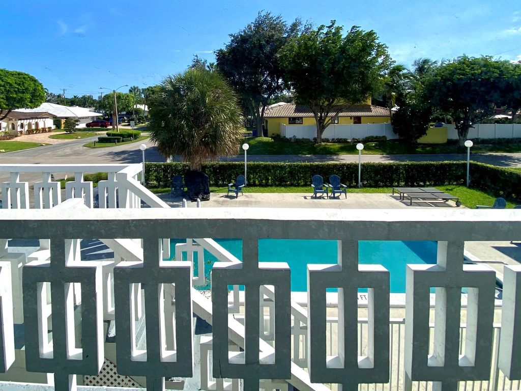 Photo of 4901 NE 26th Avenue #6, Fort Lauderdale, FL 33308 (MLS # R11025986)